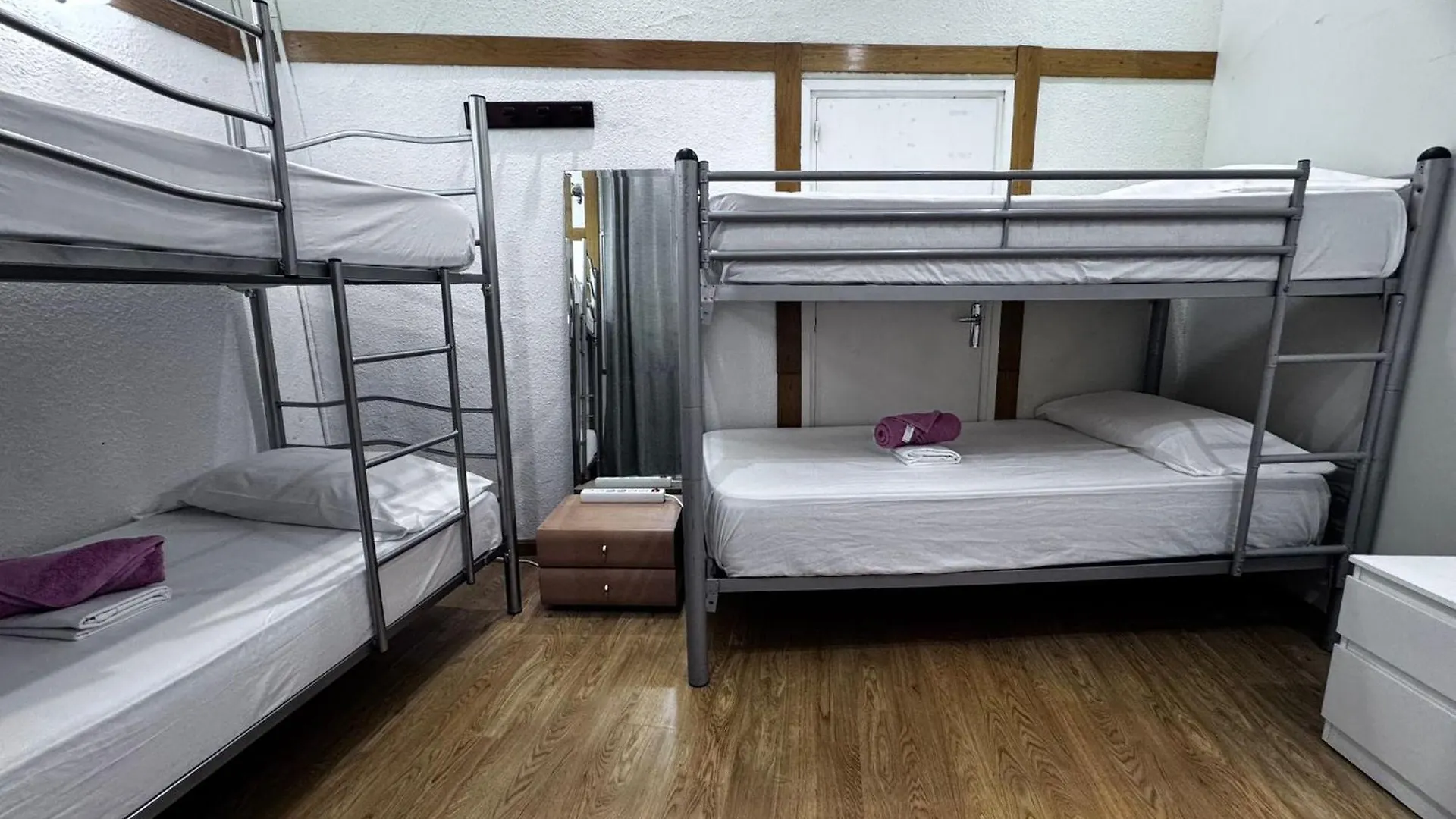 Habitacion Santa Anna Barcelona Pensjonat